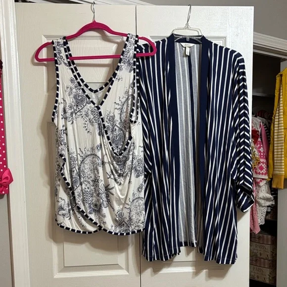 Soma Navy and White Floral and striped lounge set - Picture 1 of 16